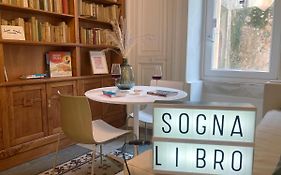 Sognalibro Bed And Books